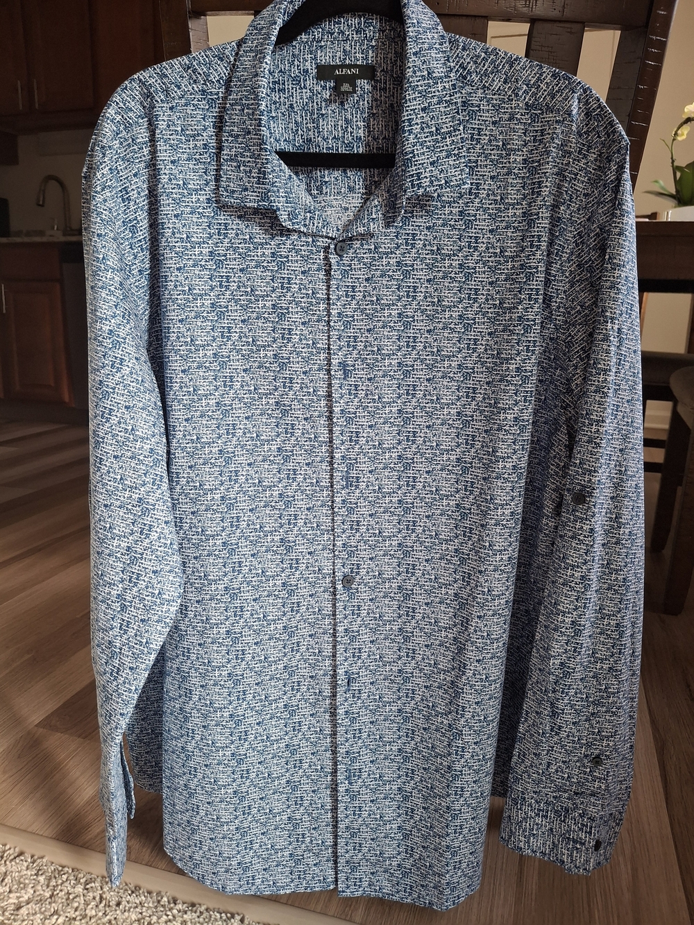Alfani Men's Blue Patterned Long-Sleeve Button-Up Shirt